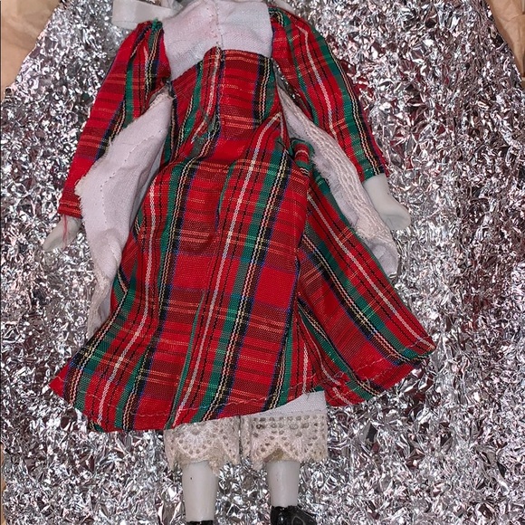 Vintage Porcelain Doll Ornament AAA+++ Condition - Picture 6 of 8